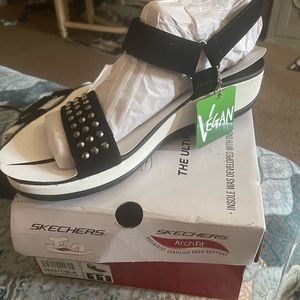 Skechers Arch Fit Sandals